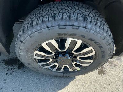 2026 GMC Sierra 3500HD - Photo 22