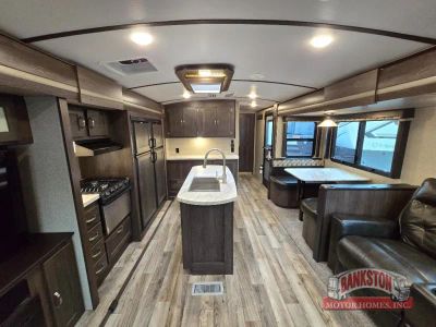 2018 Outback 328RL — photo 22 view