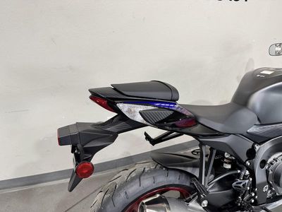 2026 Suzuki GSX-R750 - Photo 10