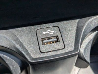 2025 BMW 3 Series — photo 23 view