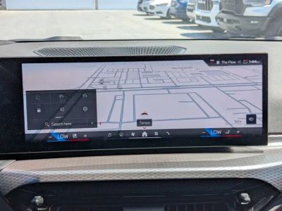 2025 BMW 3 Series — photo 22 view
