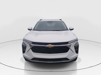 2025 Chevrolet Trax - Photo 2