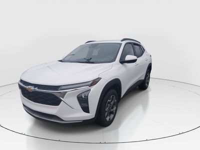 2025 Chevrolet Trax - Photo 3