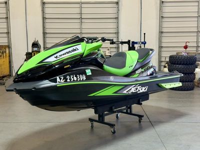 2021 Kawasaki Ultra 310R - Photo 2