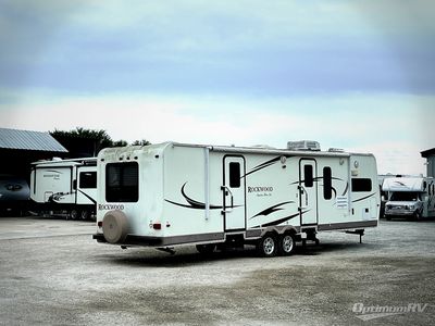 2010 Forest River Rockwood Signature Ultra Lite - Photo 2