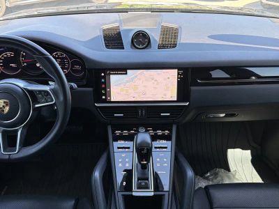 2023 Porsche Cayenne — photo 15 view