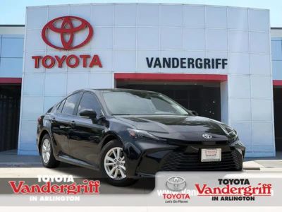 2025 Toyota Camry - Photo 1