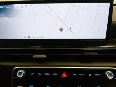 2025 Genesis GV80 - Photo 17