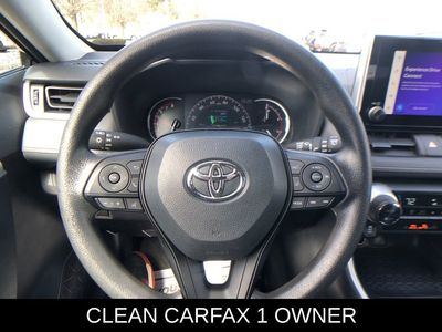 2024 Toyota RAV4 XLE - Photo 20