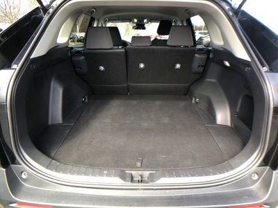 2024 Toyota RAV4 XLE - Photo 7