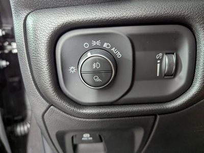 2026 Ram 1500 — photo 14 view