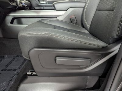 2026 Ram 1500 — photo 8 view