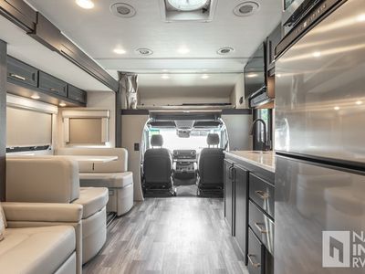 2025 Holiday Rambler Element - Photo 15