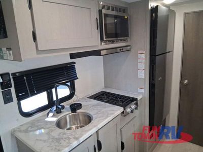 2026 Coachmen RV Clipper 3K Series - Photo 9