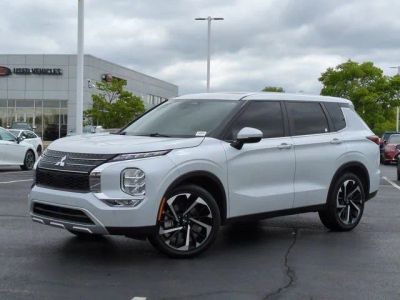 2024 Mitsubishi Outlander - Photo 2
