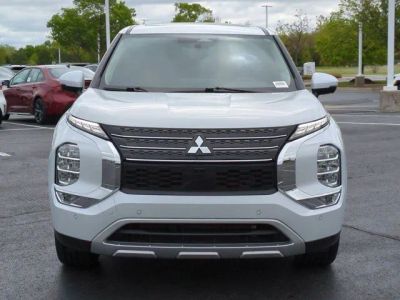 2024 Mitsubishi Outlander - Photo 4