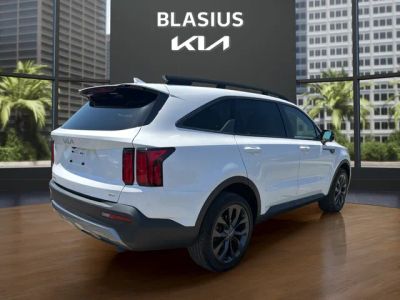 2023 Kia Sorento — detail view
