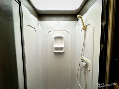 2018 Winnebago Intent - Photo 22