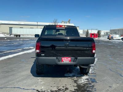 2020 Ram 1500 Classic — detail view
