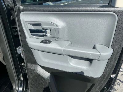 2020 Ram 1500 Classic — photo 19 view
