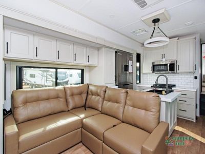 2026 Grand Design Solitude - Photo 18
