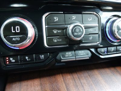 2023 GMC Yukon - Photo 19