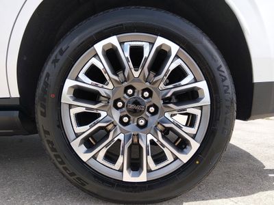 2023 GMC Yukon - Photo 10