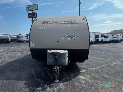2016 Forest River RV Cherokee — photo 8 view