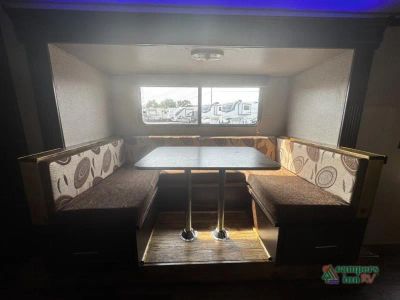 2016 Forest River RV Cherokee — photo 16 view