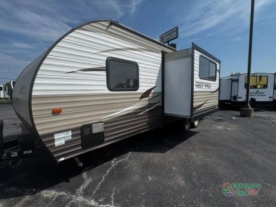 2016 Forest River RV Cherokee — photo 13 view