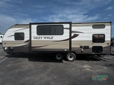 2016 Forest River RV Cherokee — photo 12 view