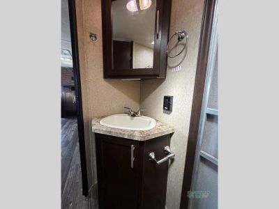 2016 Forest River RV Cherokee — photo 28 view