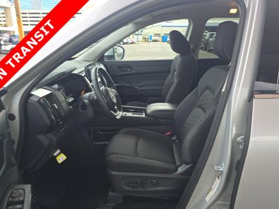 2025 Nissan Pathfinder - Photo 6