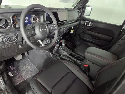 2026 Jeep Gladiator — photo 13 view