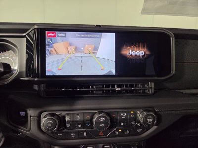 2026 Jeep Gladiator — photo 19 view