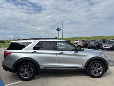 2023 Ford Explorer — detail view