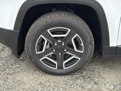 2026 Jeep Cherokee — detail view