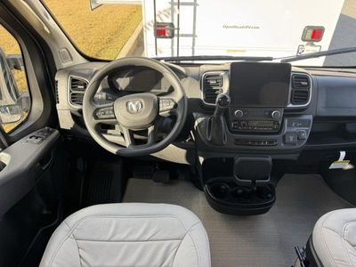 2026 Thor Motor Coach Tellaro - Photo 12