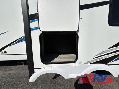 2024 Coachmen RV Freedom Express Ultra Lite - Photo 11