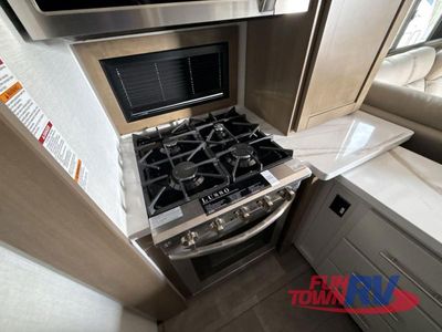 2026 Keystone RV Fuzion - Photo 19