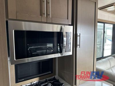 2026 Keystone RV Fuzion - Photo 20