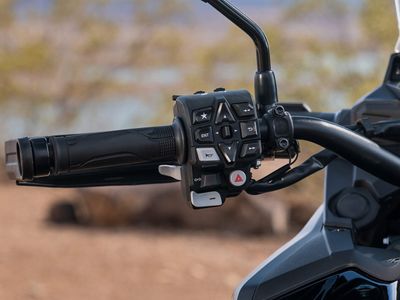 2026 Honda Africa Twin DCT - Photo 11