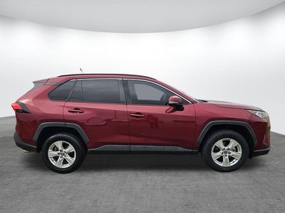 2021 Toyota RAV4 - Photo 3