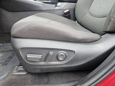 2021 Toyota RAV4 - Photo 14