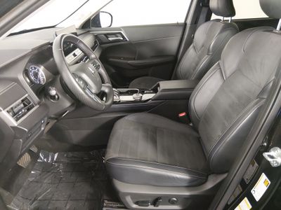 2025 Mitsubishi Outlander - Photo 21