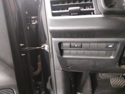 2025 Mitsubishi Outlander - Photo 13
