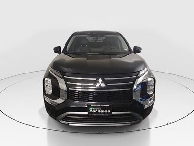 2025 Mitsubishi Outlander - Photo 2