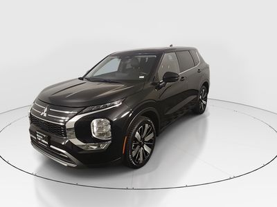 2025 Mitsubishi Outlander - Photo 3