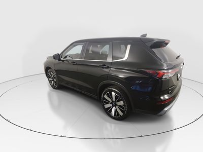 2025 Mitsubishi Outlander - Photo 5