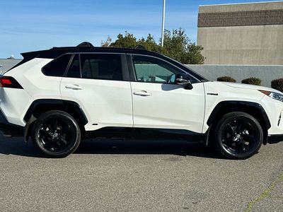 2021 Toyota RAV4 - Photo 6